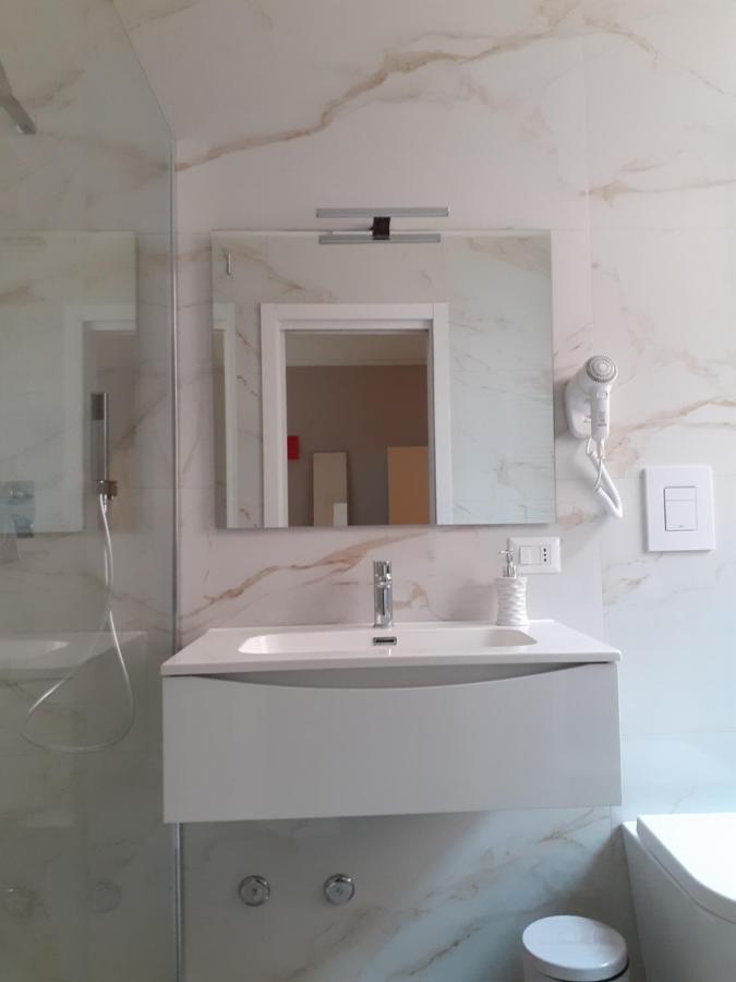 מרגריטה די סבויה Sweet Suite Margherita B&B מראה חיצוני תמונה