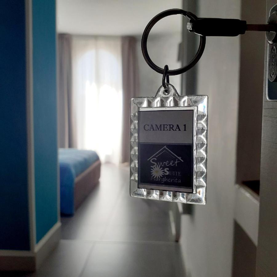 מרגריטה די סבויה Sweet Suite Margherita B&B מראה חיצוני תמונה
